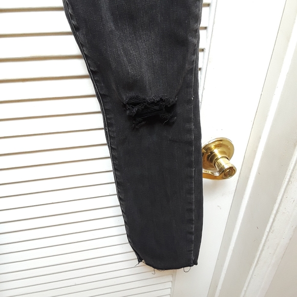 Pacsun Women 27 size High Rise Jegging Black Distressed Denim Jeans - Picture 5 of 14